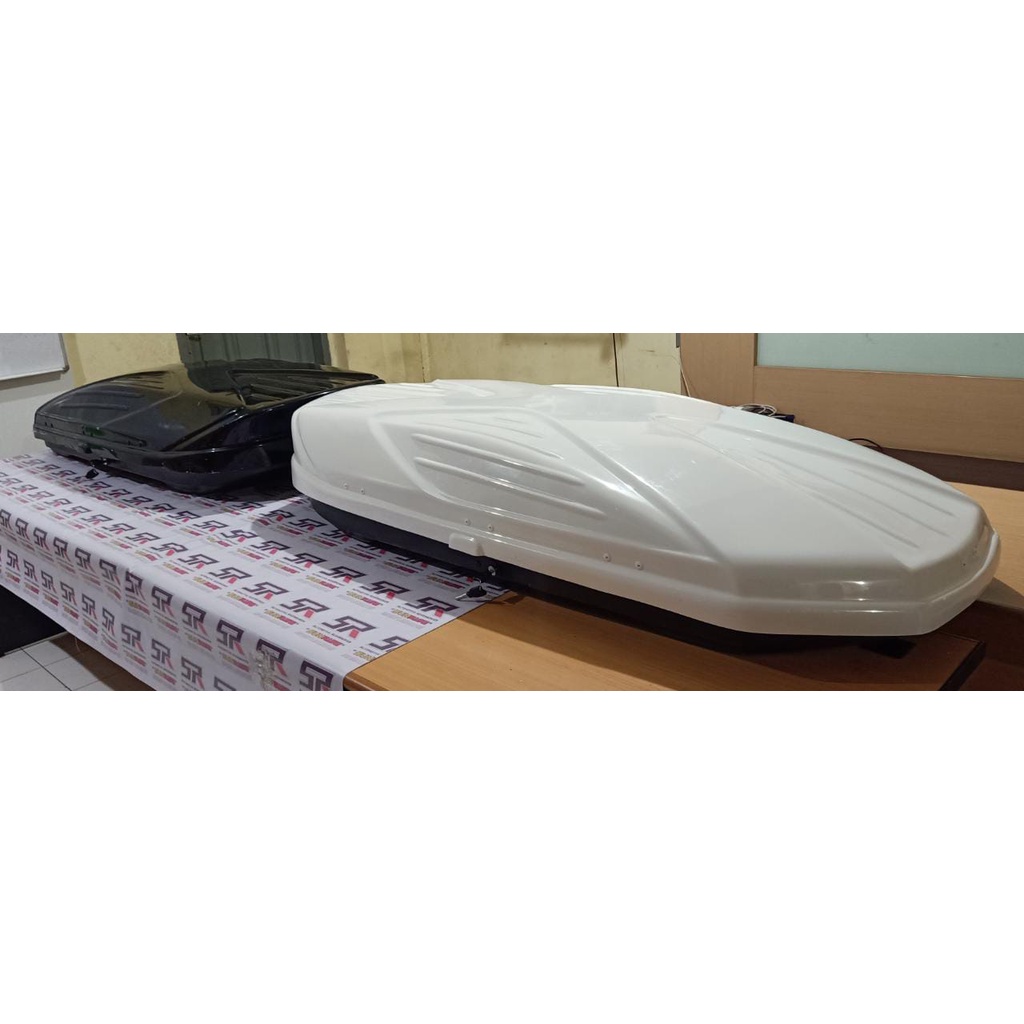Roof Box Mobil Model Premium 480 Liter