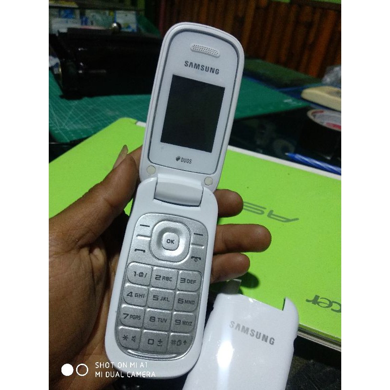 Hp bekas Samsung caramel 1272 bekas original sein