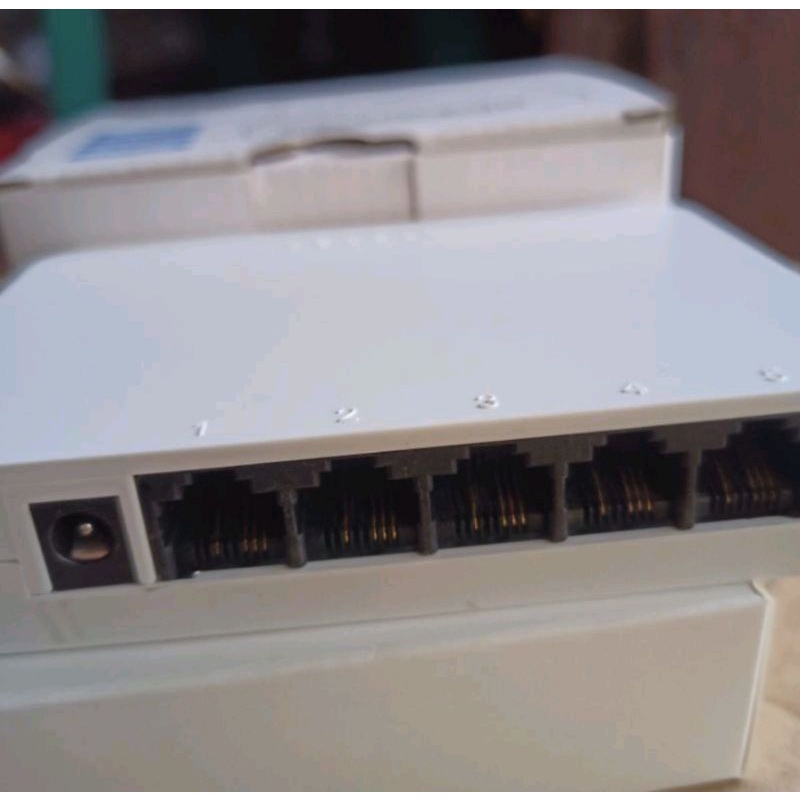 Switch Hub 5 Port 10 100Mbps Splitter bukan tp-link