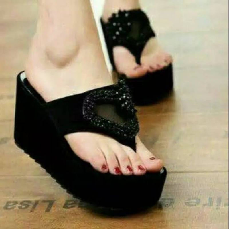 Wedges Model Korea (J-001)