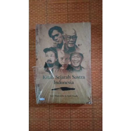 KITAB SEJARAH SASTRA INDONESIA