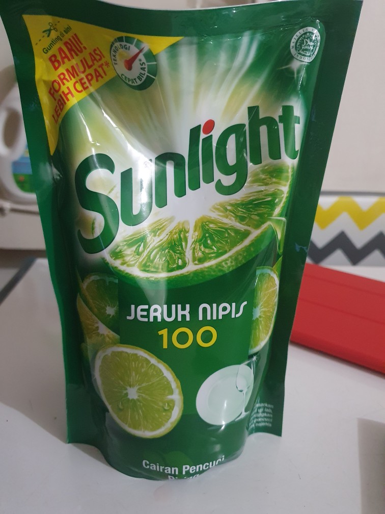 Sunlight Sabun Cuci Piring Jeruk Nipis