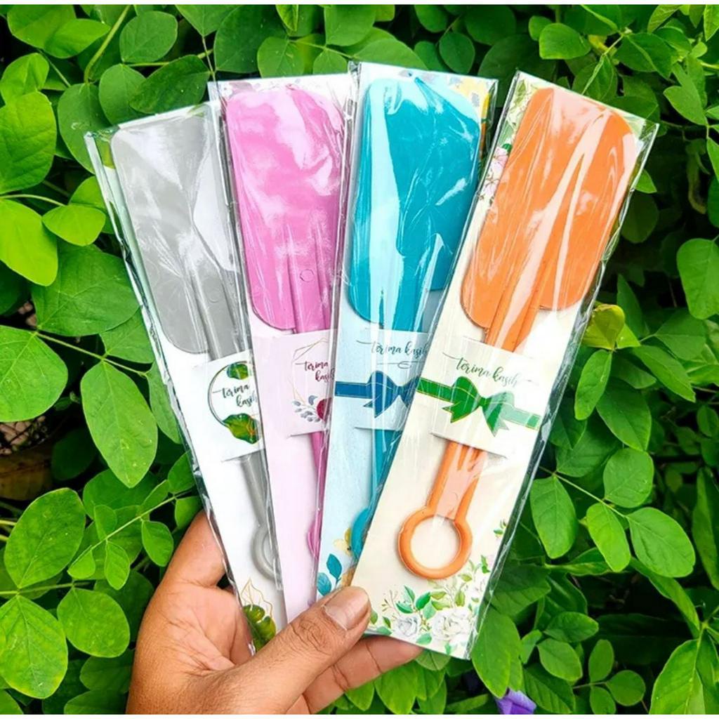 TERMURAH SPATULA PLASTIK OLES KUE PENGOLES MENTEGA || SPATULA BAKERY PANJANG 20CM - BD