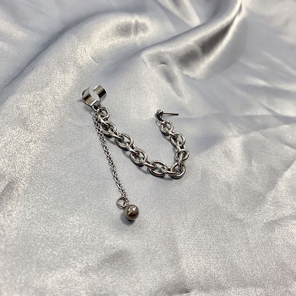 Anting Klip Tulang Rawan Telinga Bahan Alloy Gaya Punk Hip Hop Untuk Pria Dan Wanita