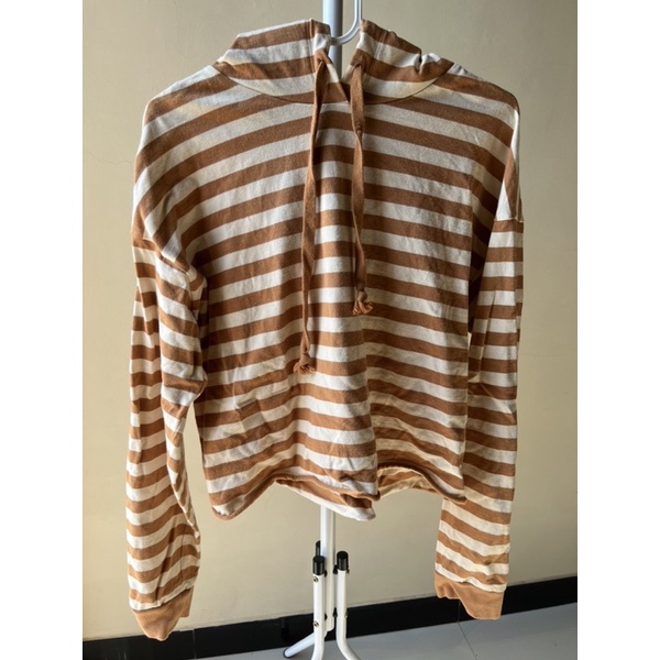 FOREVER21 Cropped Stripped Hoodie