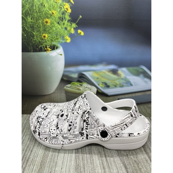 Sandal Baim Motif Comic Bobdog