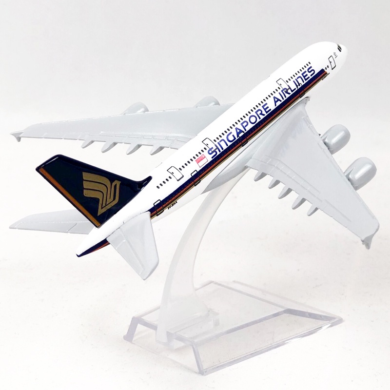 Miniatur Diecast Pesawat Terbang Singapore Airlines A380 380 Bahan Metal Ukuran 16cm