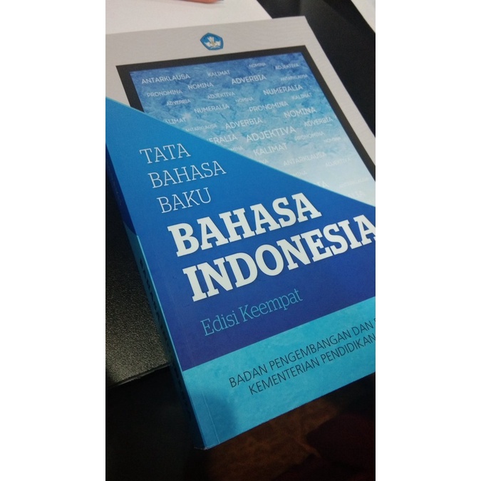 BUKU TATA BAHASA BAKU BAHASA INDONESIA EDISI 4 [ORIGINAL]