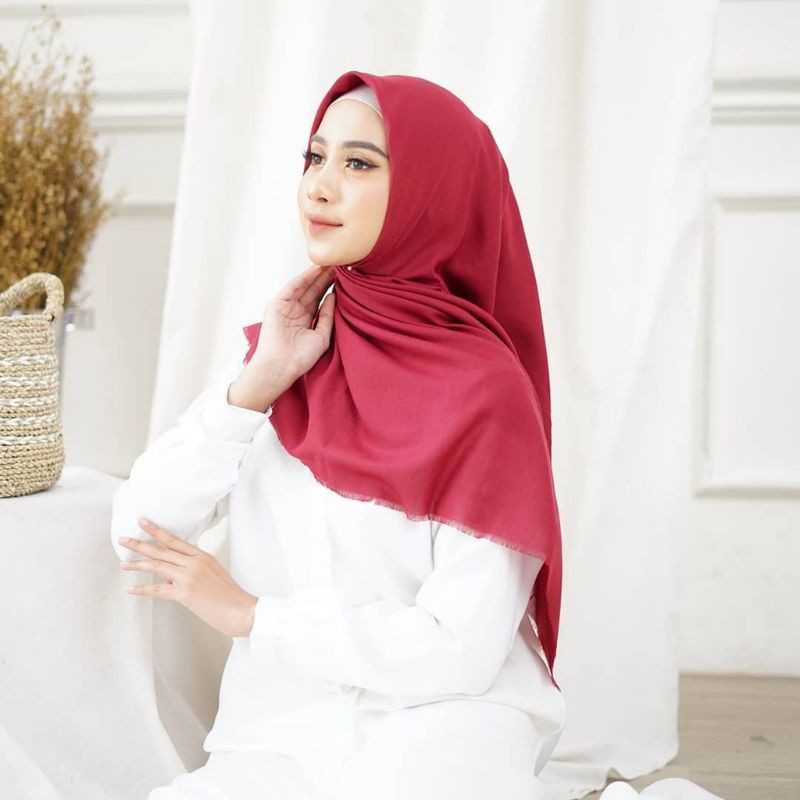 JILBAB SEGIEMPAT SAUDIA ANSANIA TEPI RAWIS //square hijab//segiempatsaudisansania/