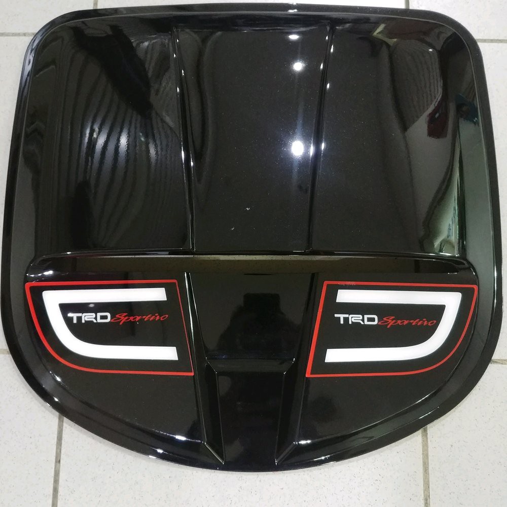 air flow kap mesin DEPAN LOGO TRD MOBIL TOYOTA rush fortuner Innova INOVA avanza warna hitam putih