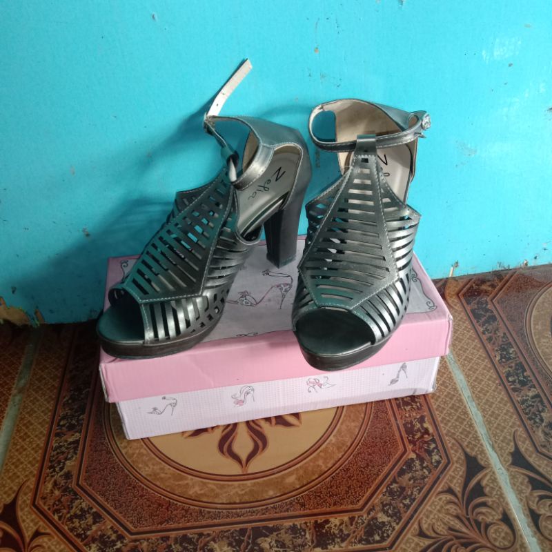 Preloved Zelia shoes