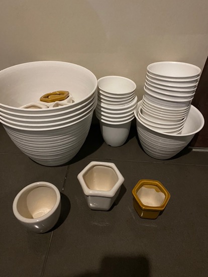 Pot Tawon 10 Cm Putih