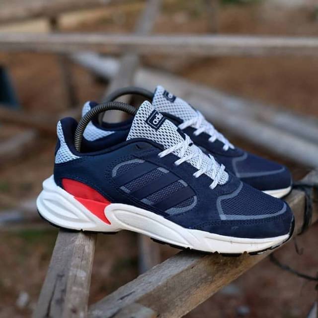 SEPATU PRIA ADIDAS ORIGINAL 90S VALASION running men (EE9897)
