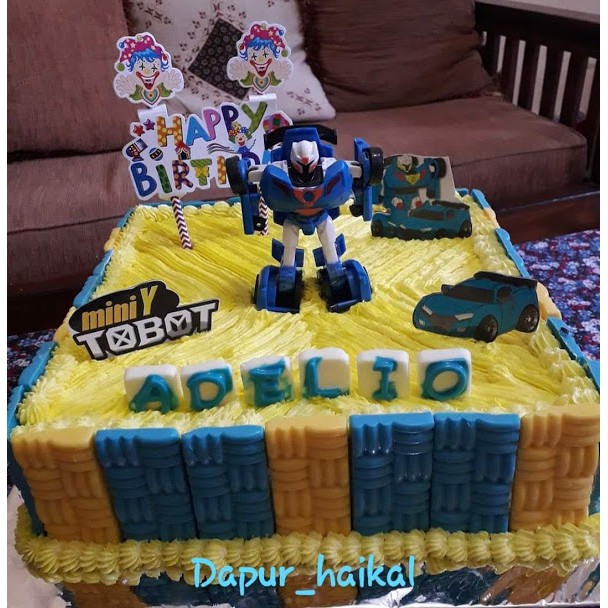 

Custom/Karakter Birthday cake
