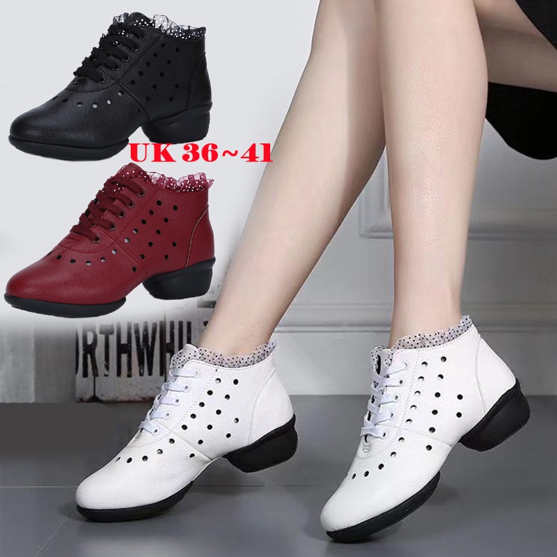 Sepatu dance wanita Sepatu Dansa Latin/ Line Dance Semi Boots Renda sepatu Wanita sepatu bot pendek sepatu jala