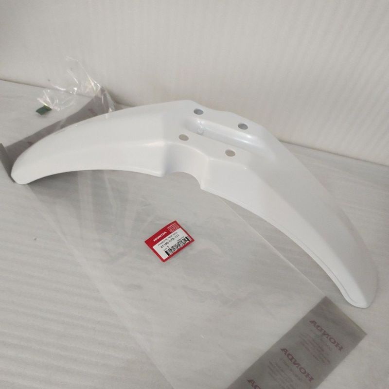Fender Front Spakbor Sepakbor Slebor Selebor Depan Honda Win Semi Trail putih ORIGINAL 61100-GF6-111