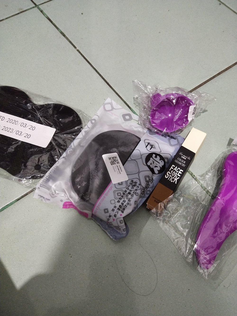 Alas Silikon Portabel Universal Warna Polos Dengan Suction Cup