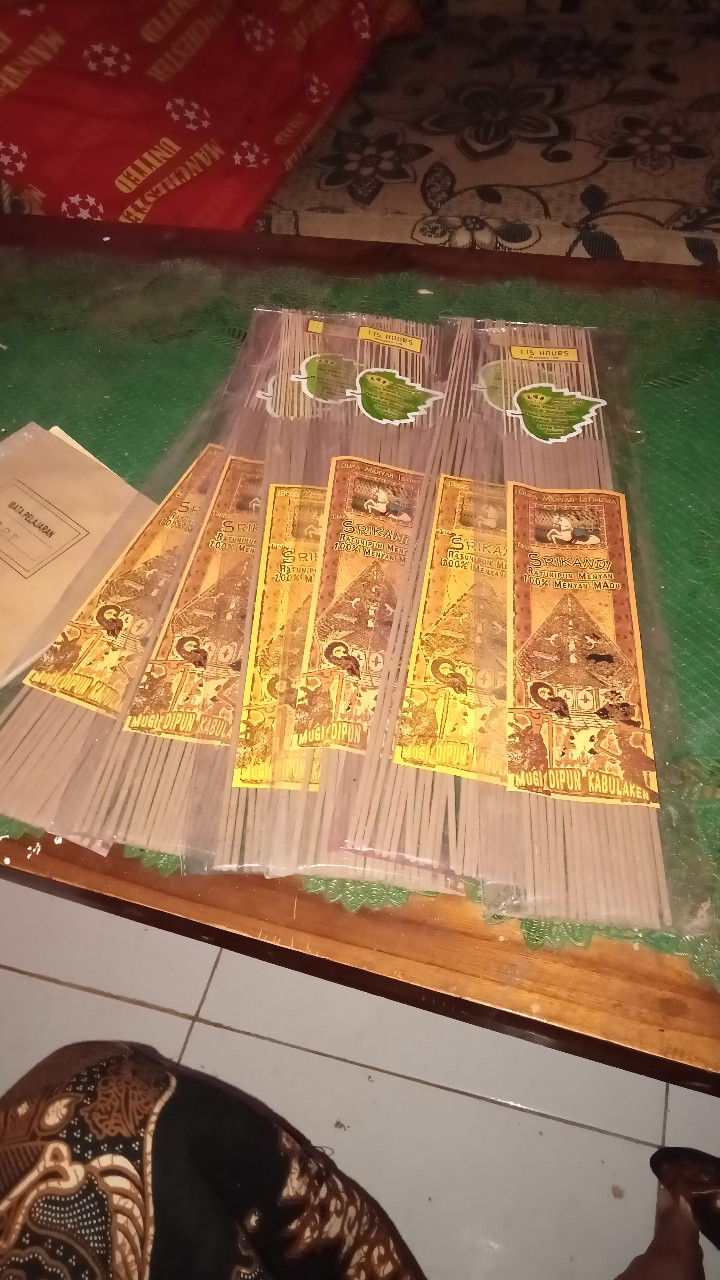 Dupa Hio Cendana Chandan Renteng Isi 35 Batang By Darshan Life India