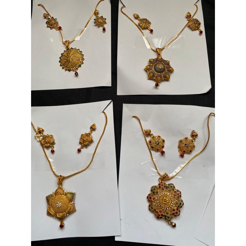 Kalung wanita berlapis Emas perak liotin /kalung Dubai set Emas/Aksesoris wanita