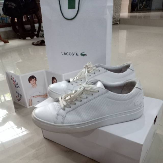 Sepatu lacoste putih original