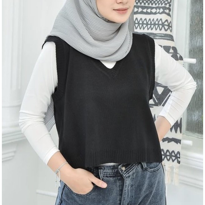 Rompi Natha Crop Rajut Vest Knite crop Rajut Fuchia Vneck crop