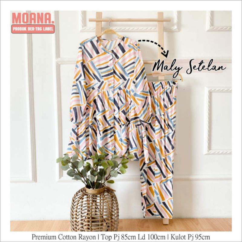 Maly Setelan by Moana