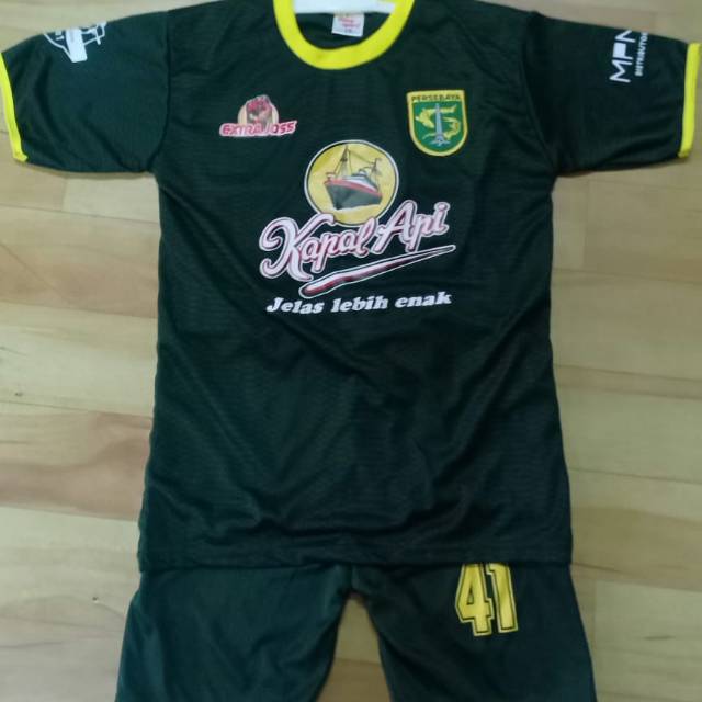 Jersey stelan anak persebaya