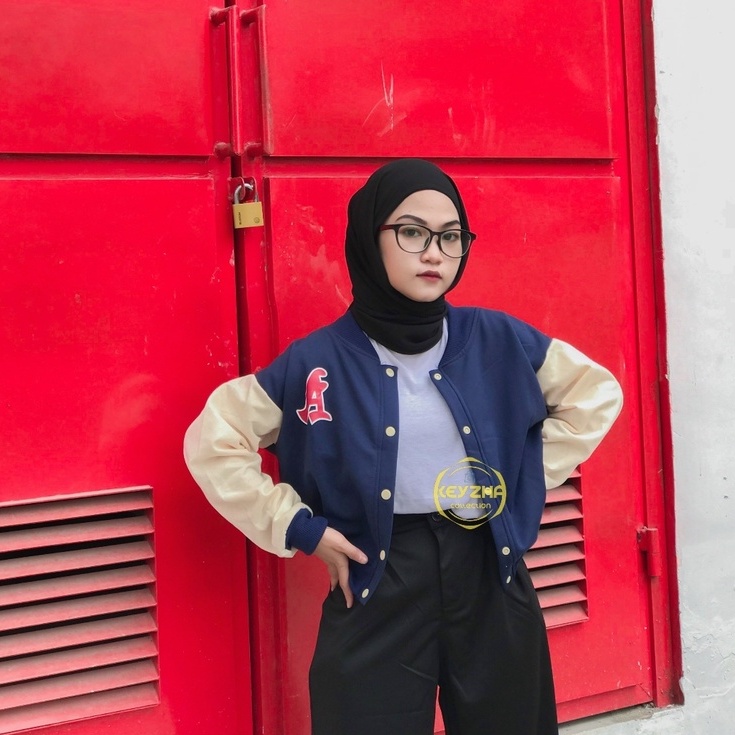 navy crop baseball/varsity jaket