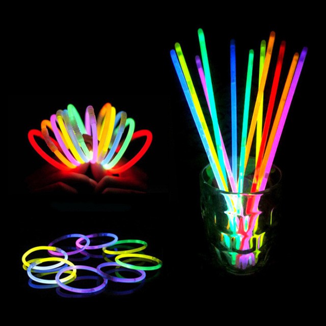 Light Stick 100 pcs/ Glow Stick / GLow In The Dark Stick / Gelang Menyala