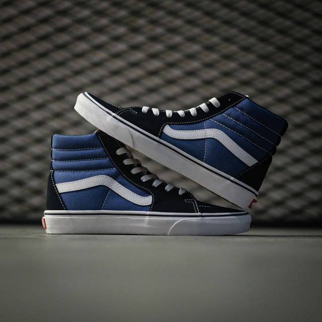 Sepatu Vans Sk8 Hi Classic
