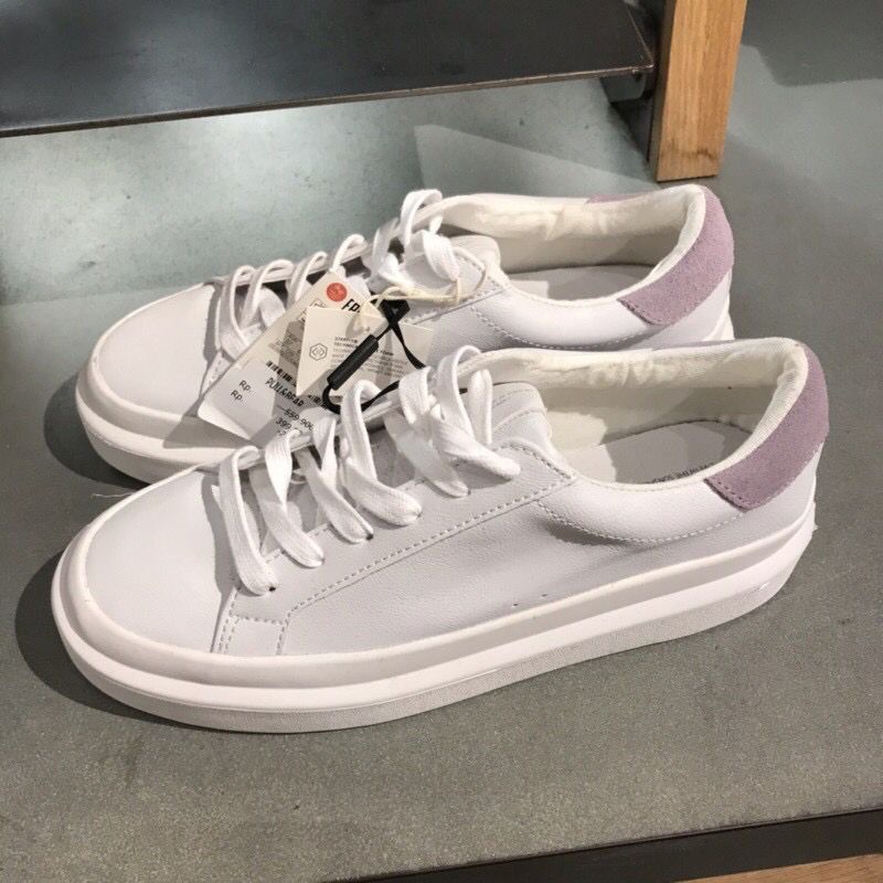 sepatu pull n bear / sneakers pull n bear / sepatu putih pull & bear / sepatu original