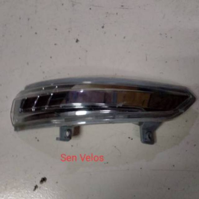 LAMPU SEN AVANZA VELOS