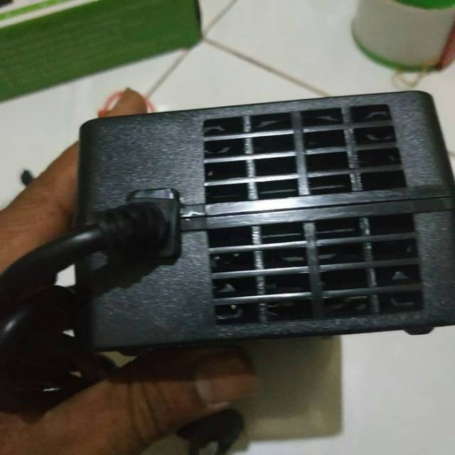 Charger Accu12 volt  5A Sunpro- Charger aki 12V output 5A Bisa Cas Sampai 80Amp