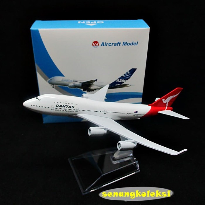 diecast pesawat QANTAS