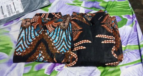 Couple Batik Sogan Motif Bunga Khanzana Sogan Cendrawasih Ahy Merak Hitam 2729_ Sumberurip