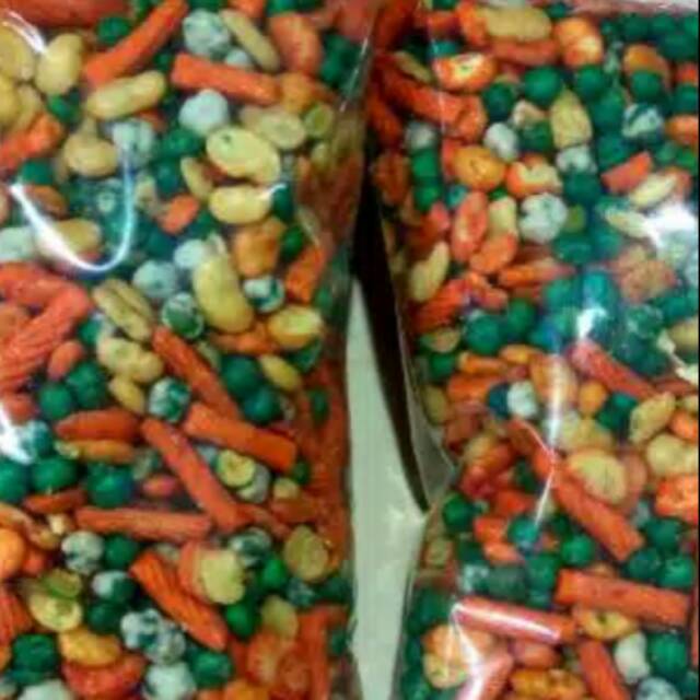 

KACANG CAMPUR 500gr