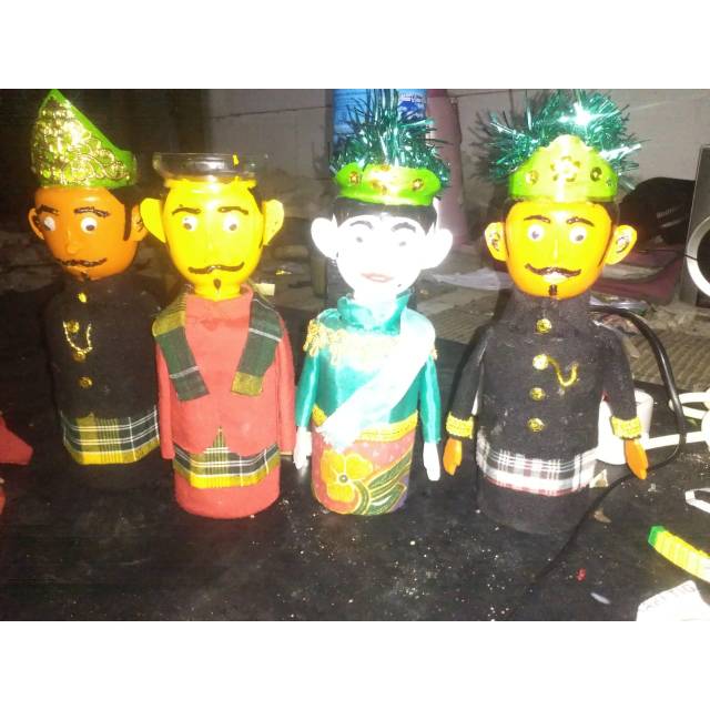 MINIATUR ONDEL-ONDEL