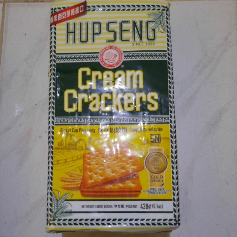 

Biskuit / Crakers Hup Seng Cream Crackers Asin 428 gram