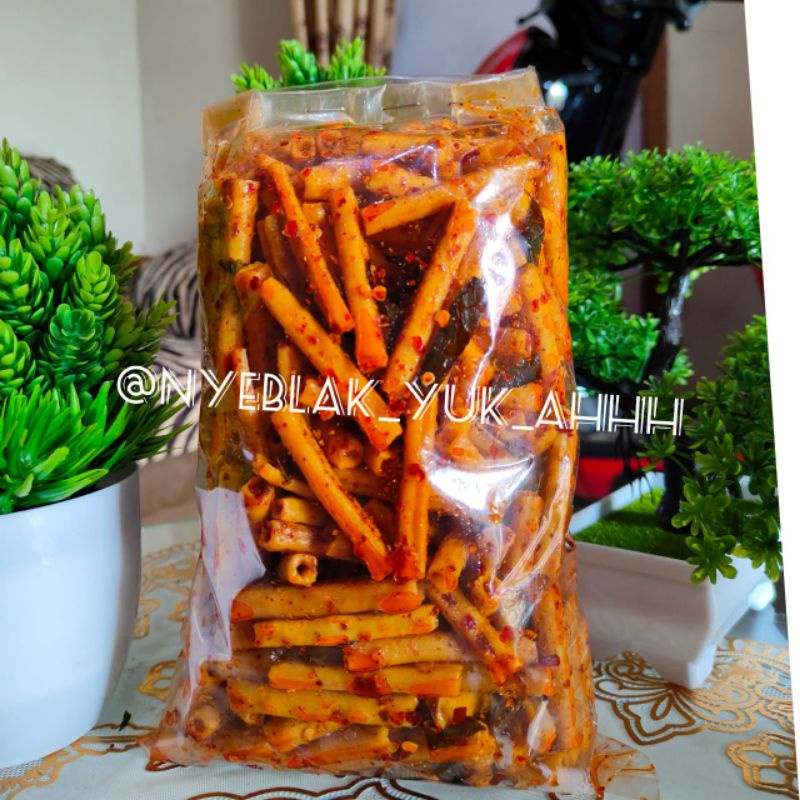 

seblak potato pedas daun jeruk 500gram