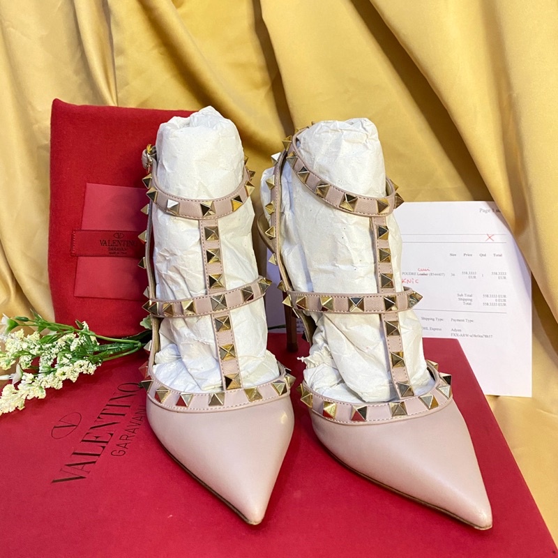 valentino heels rockstud authentic nude size 36