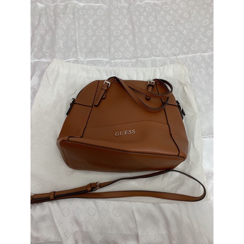 Preloved Tas Guess