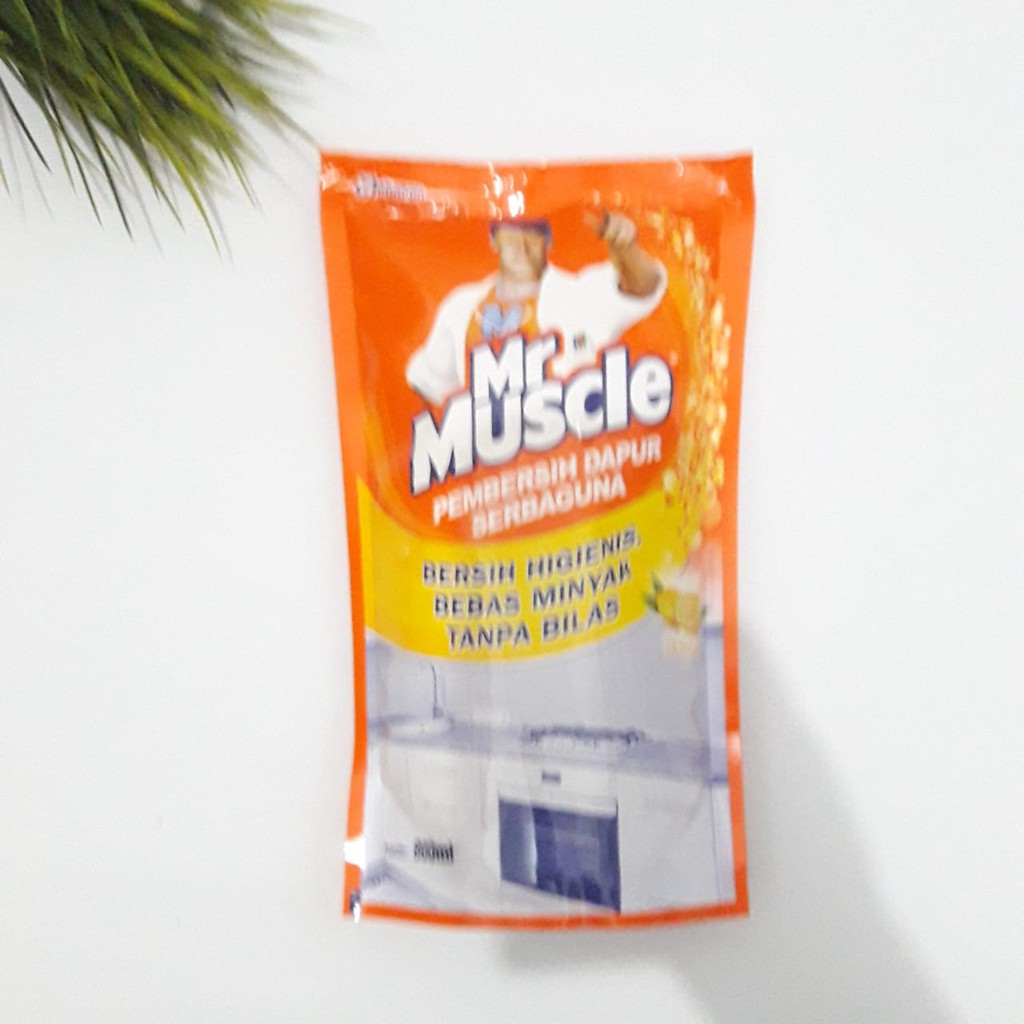 Mr Muscle Pembersih Dapur Orange Pouch 720ml