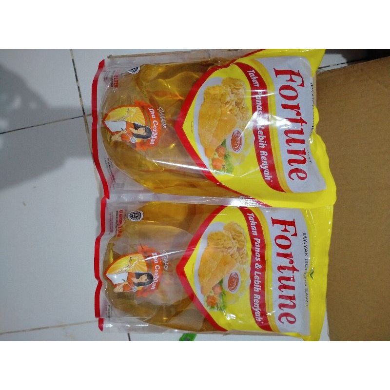 

FORTUNE MINYAK GORENG 2 LITER REFILL