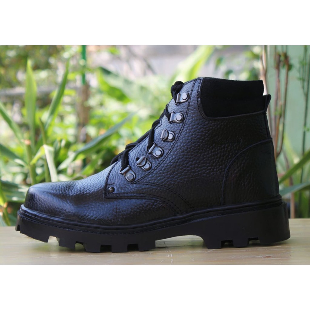 Sepatu Safety Boot Pria Kulit Asli Rasheda Dr 01