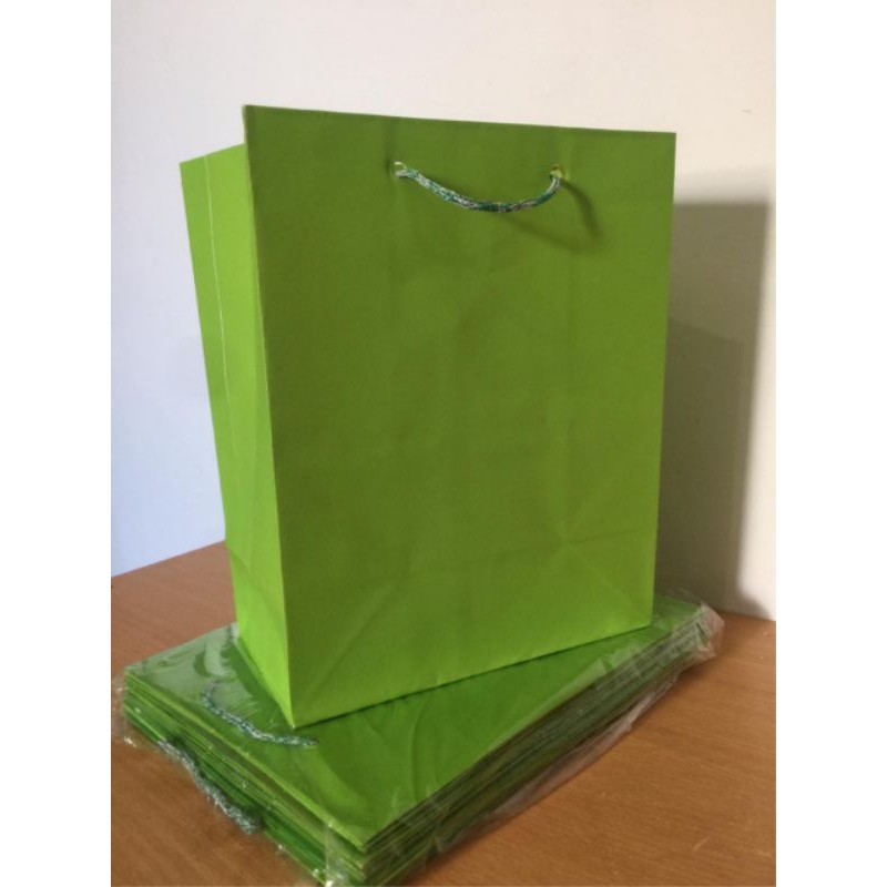 PAPERBAG TERMURAH PAPERBAG SABLON PAPERBAG WARNA PAPERBAG POLOS