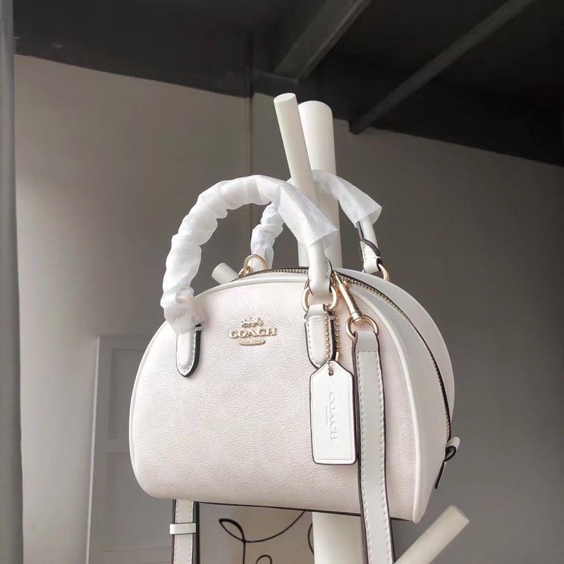 Coach Sydney Satchel In Signature Canvas (CA591)