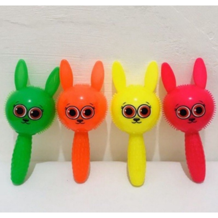 Rattle Rubber Stick  Boneka Lampu dan Bersuara Mainan Pencet