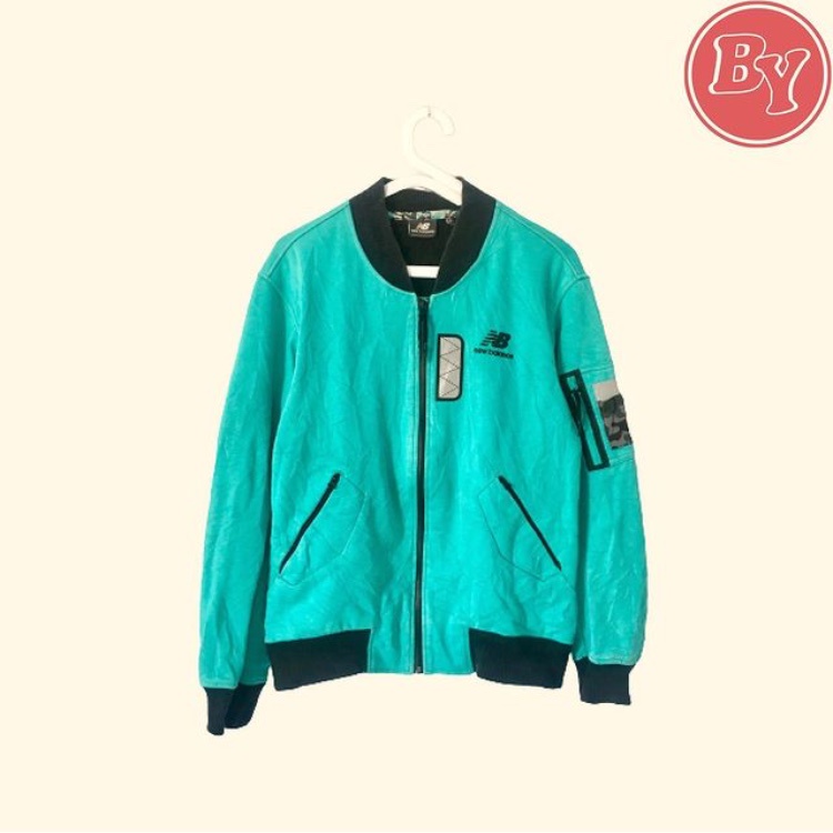 NEW BALANCE Jaket Bomber Flight Pack Series Preloved - Size M - Pria