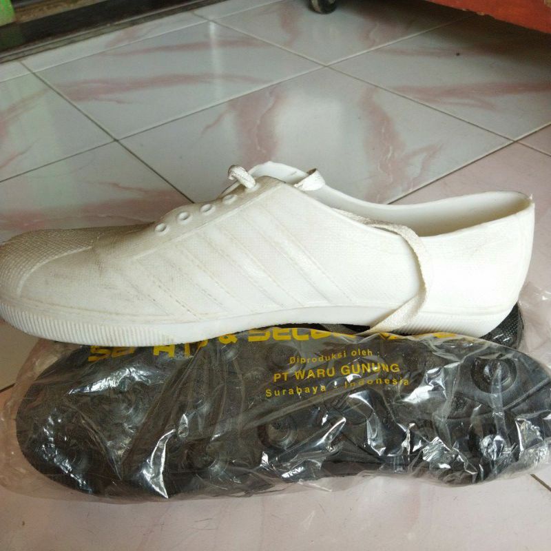 SEPATU KERJA SEPATU SAWIT SEPATU SELOP AP