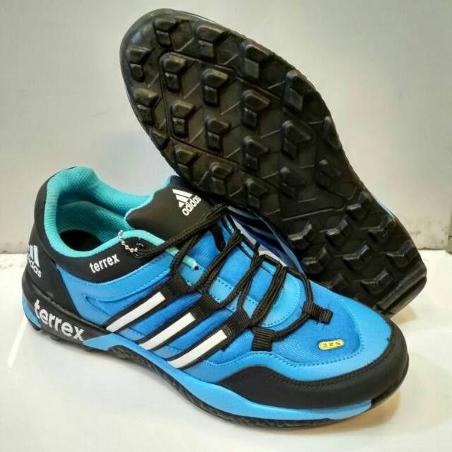Adidas terrex